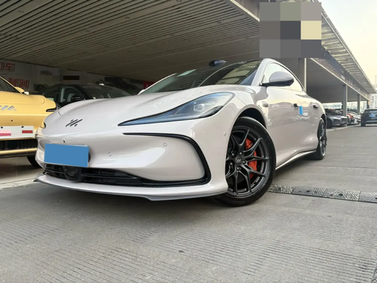 2024 IM L6 BEV 75KWH