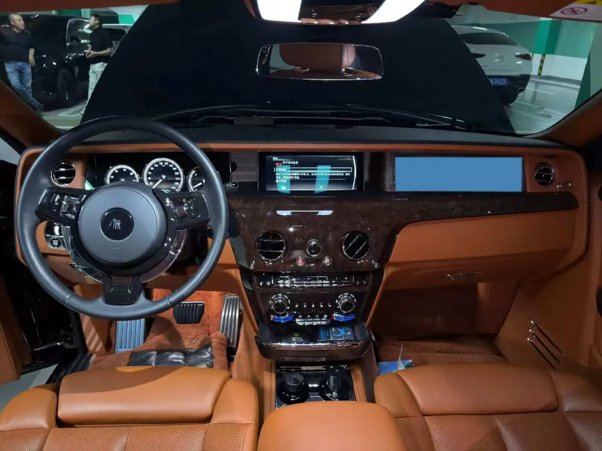 2018 Rolls-Royce Phantom 6.7T 571HP V12 8AT,autocango,china used car exporter,china ev exporter,chinese used car exporter,chinese used ev exporter