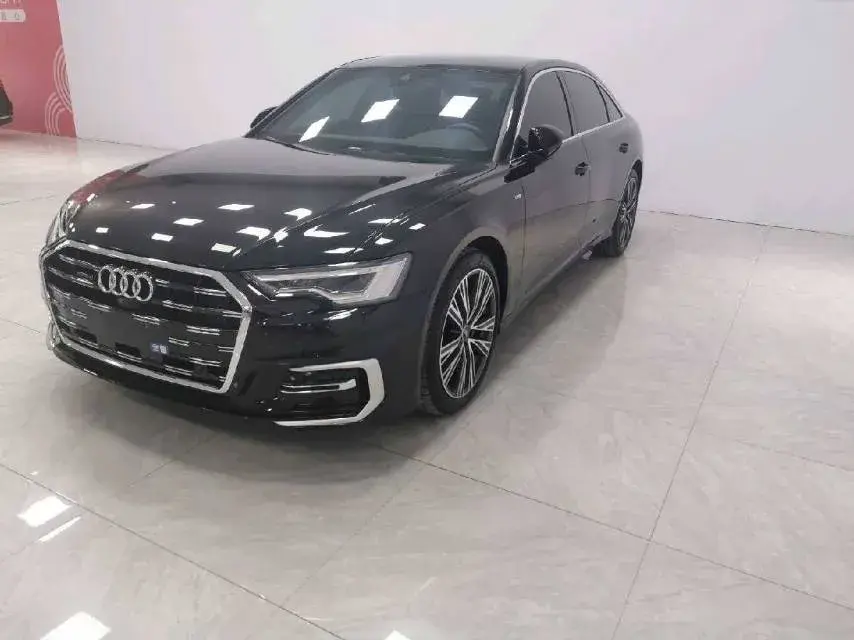 2024 Audi A6L 2.0T 245HP L4 7DCT