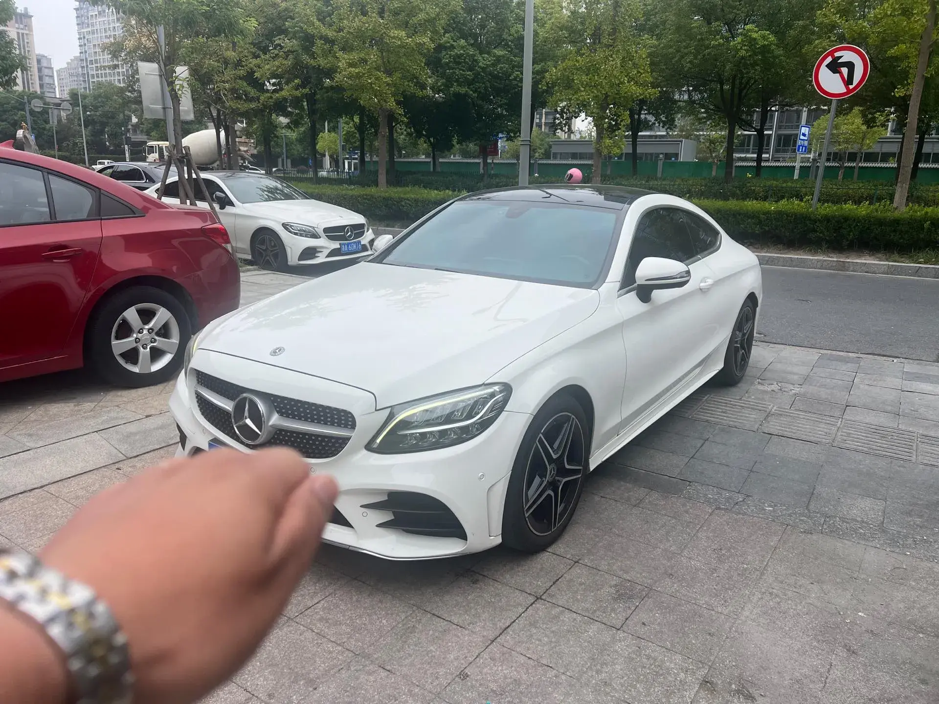 2020 MERCEDES-BENZ C view 1