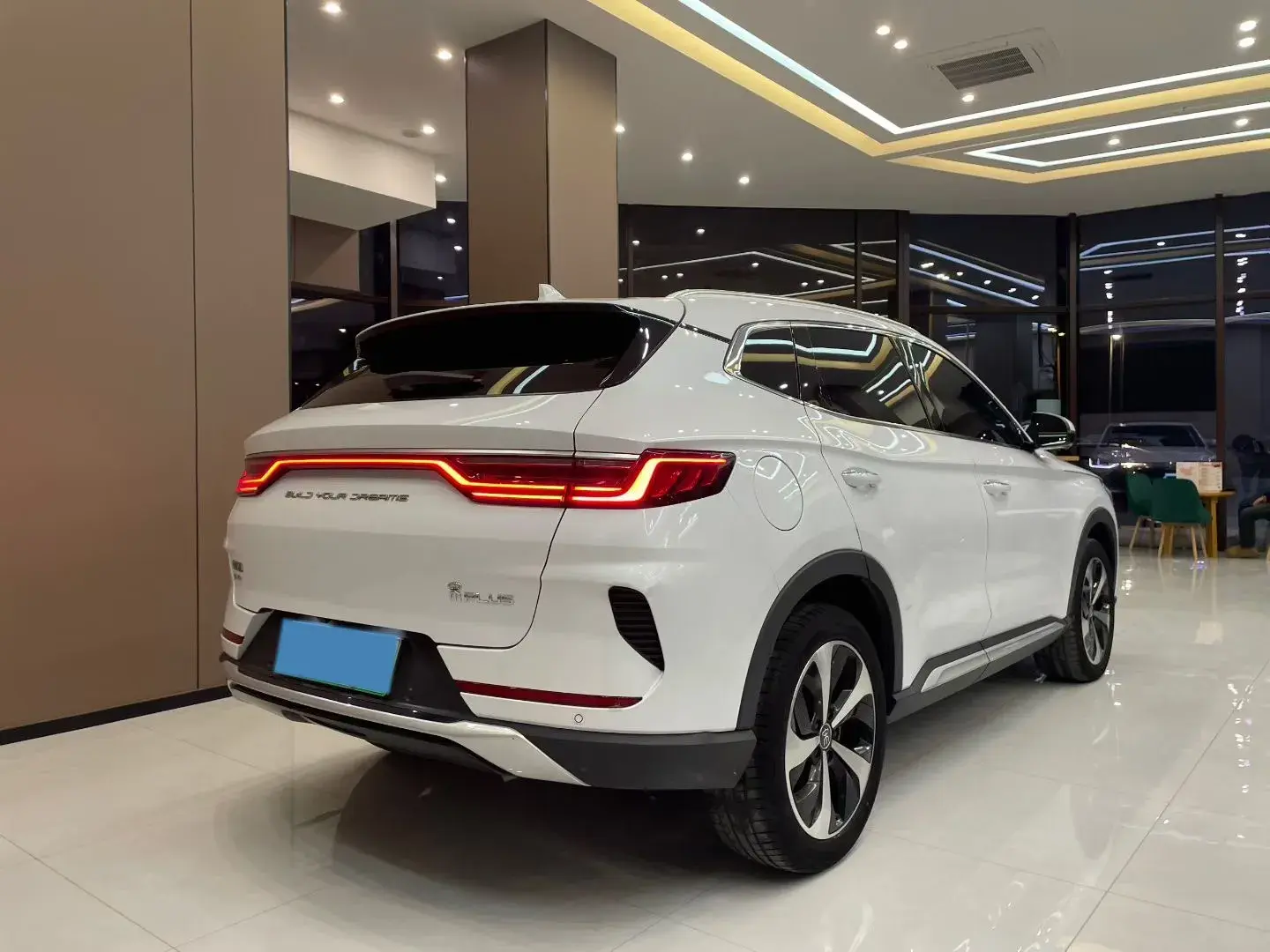 2021 GEELY JIAJI thumbnail 3