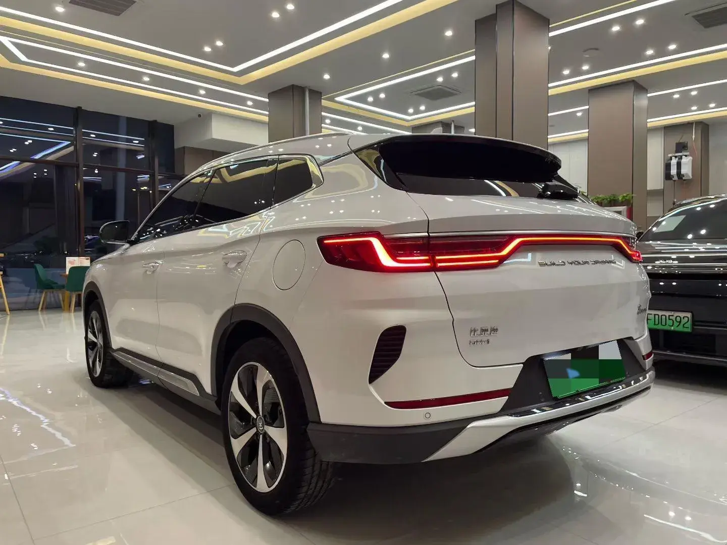 2021 GEELY JIAJI thumbnail 4