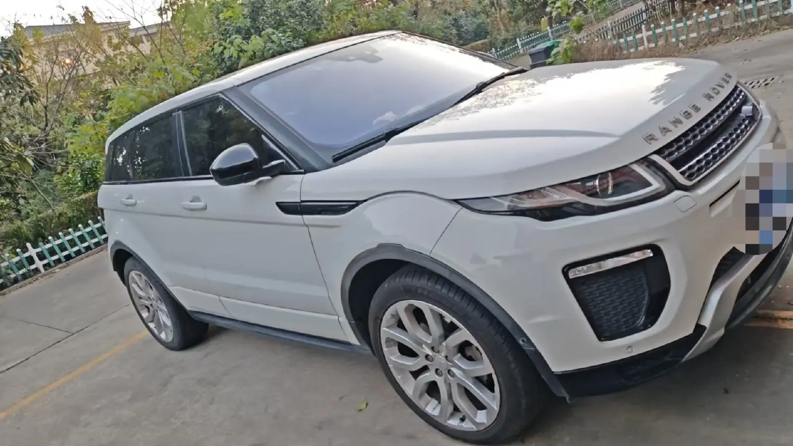 2018 Jaguar F-PACE 2.0T 250HP L4 8AT