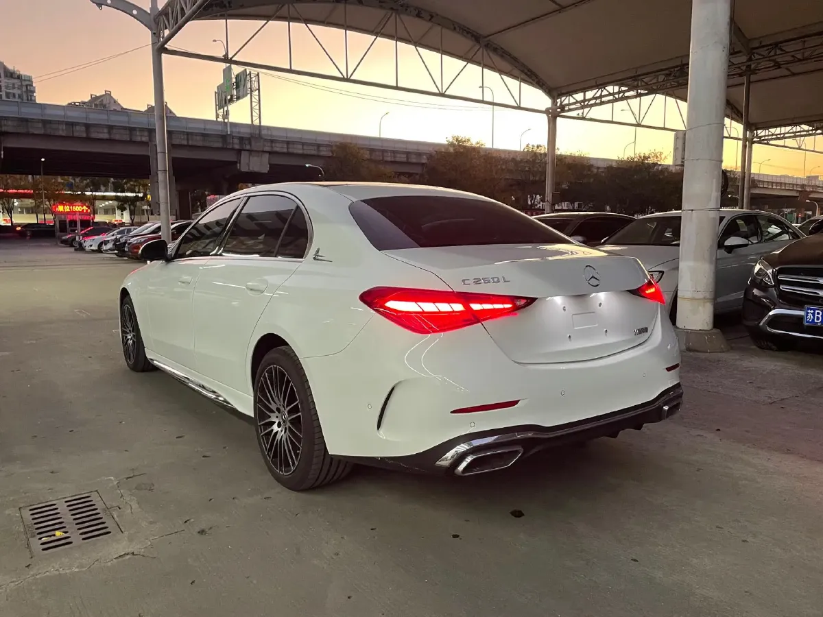 2024 Mercedes-Benz C Class 1.5T 204HP L4 9AT,autocango,china used car exporter,china ev exporter,chinese used car exporter,chinese used ev exporter