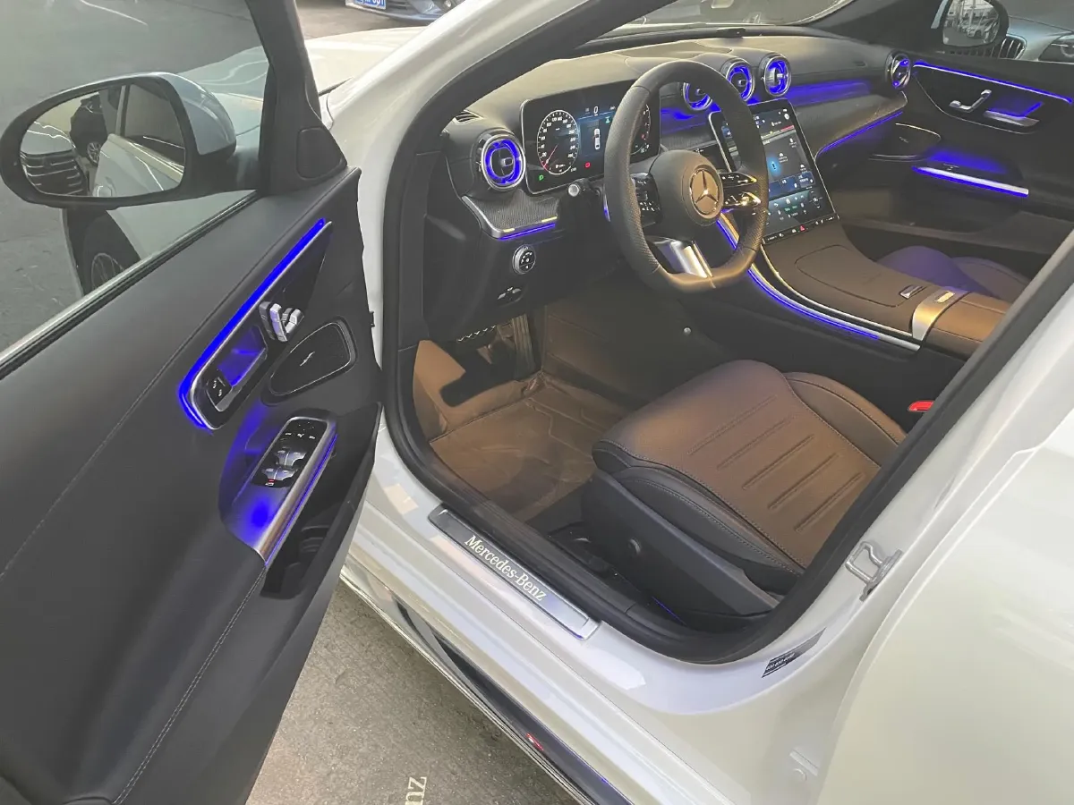 2024 Mercedes-Benz C Class 1.5T 204HP L4 9AT,autocango,china used car exporter,china ev exporter,chinese used car exporter,chinese used ev exporter