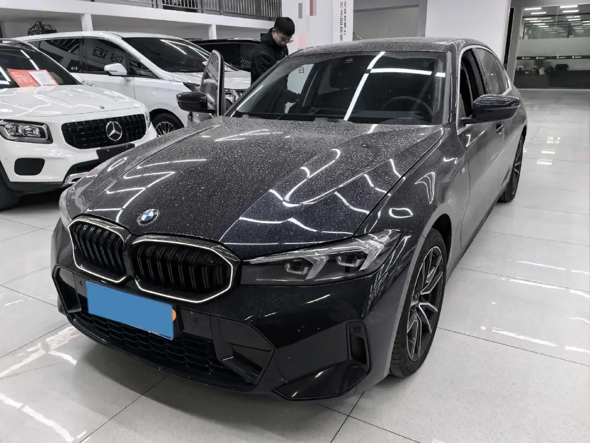 2024 BMW 3 Series 2.0T 184HP L4 8AT