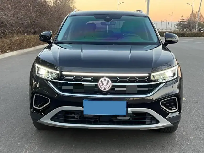 2023 VOLKSWAGEN TAYRON thumbnail 2