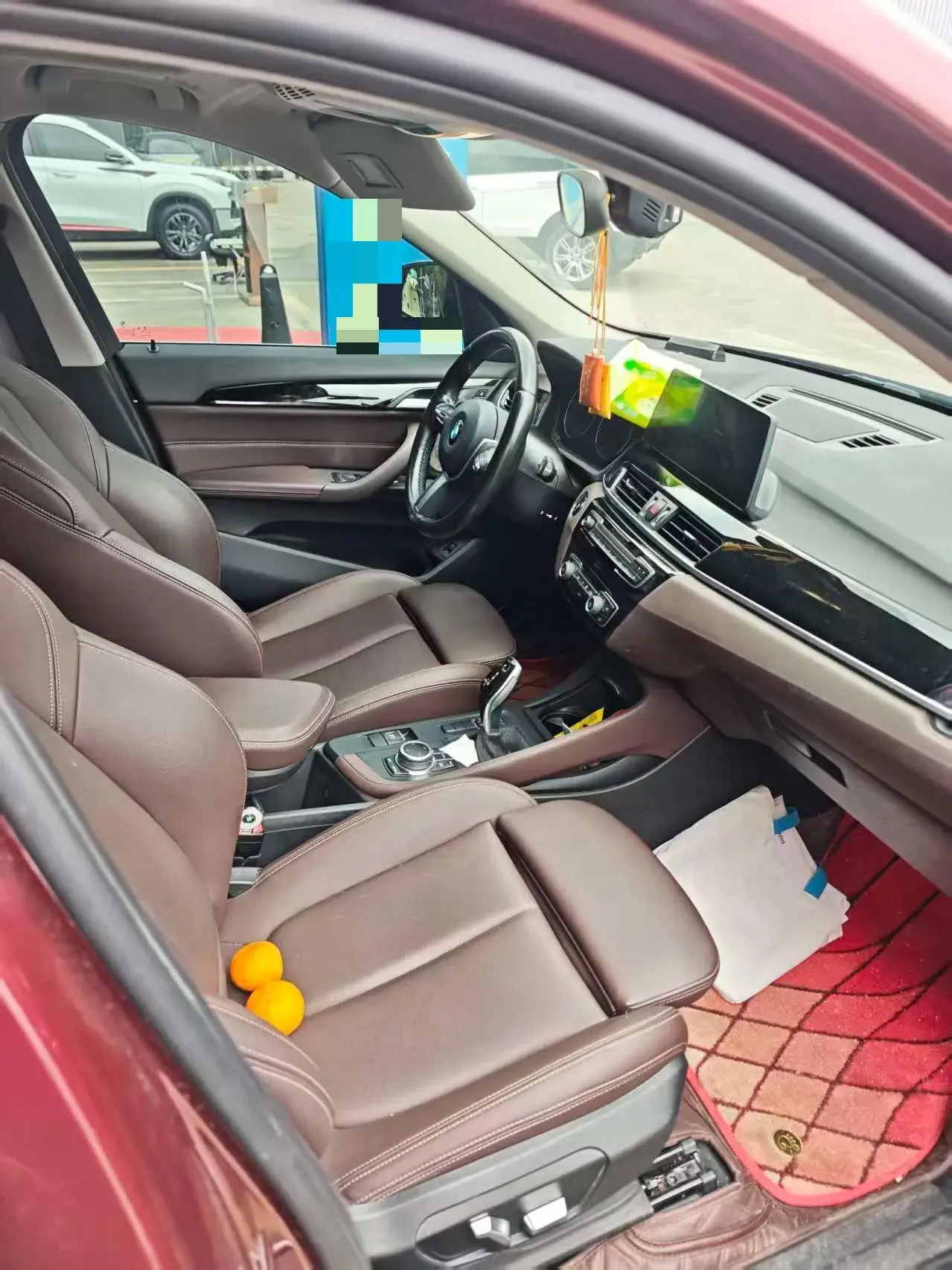 2021 BMW X1 thumbnail 4