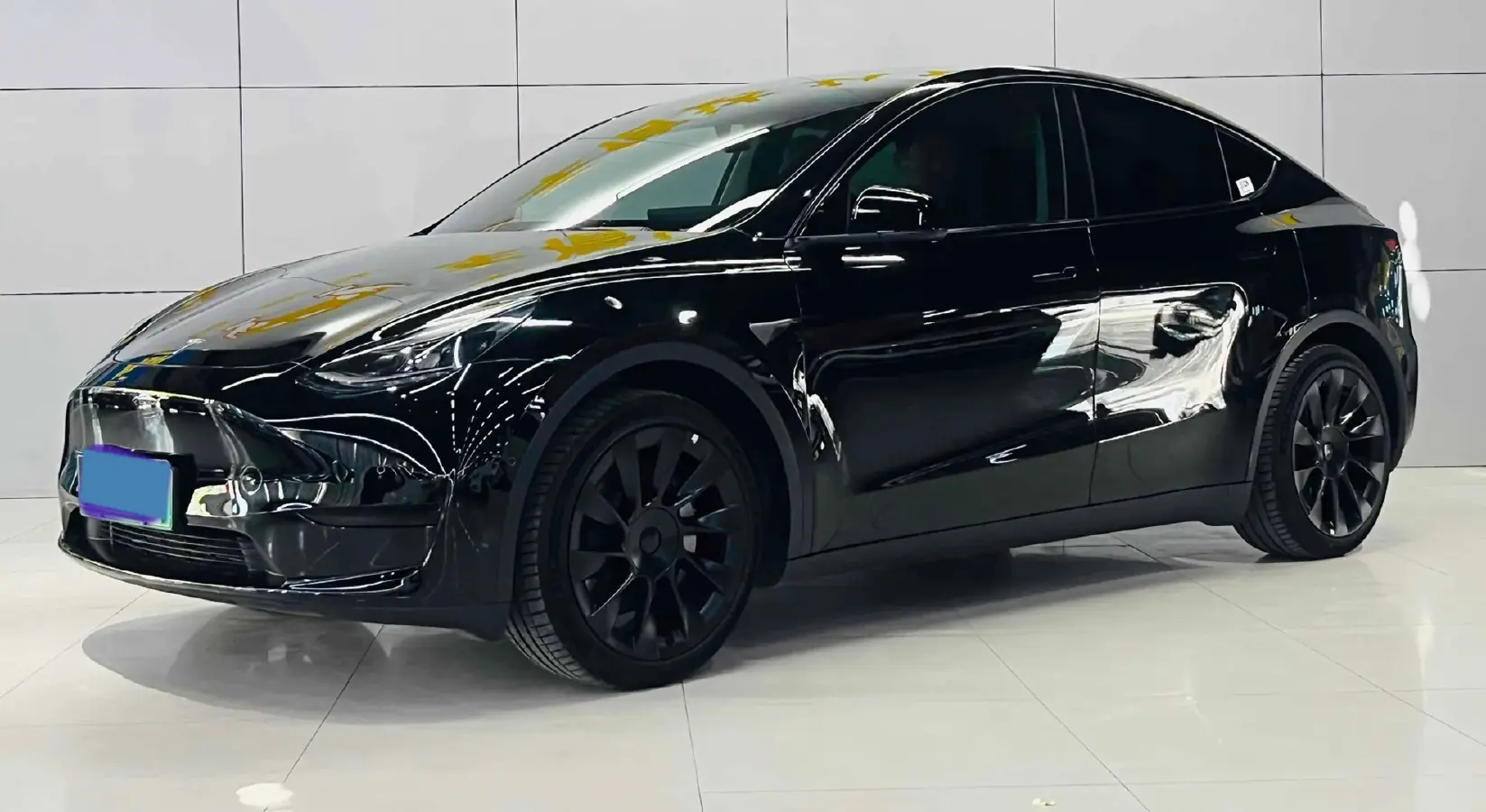 2022 Tesla Model Y BEV 60KWH