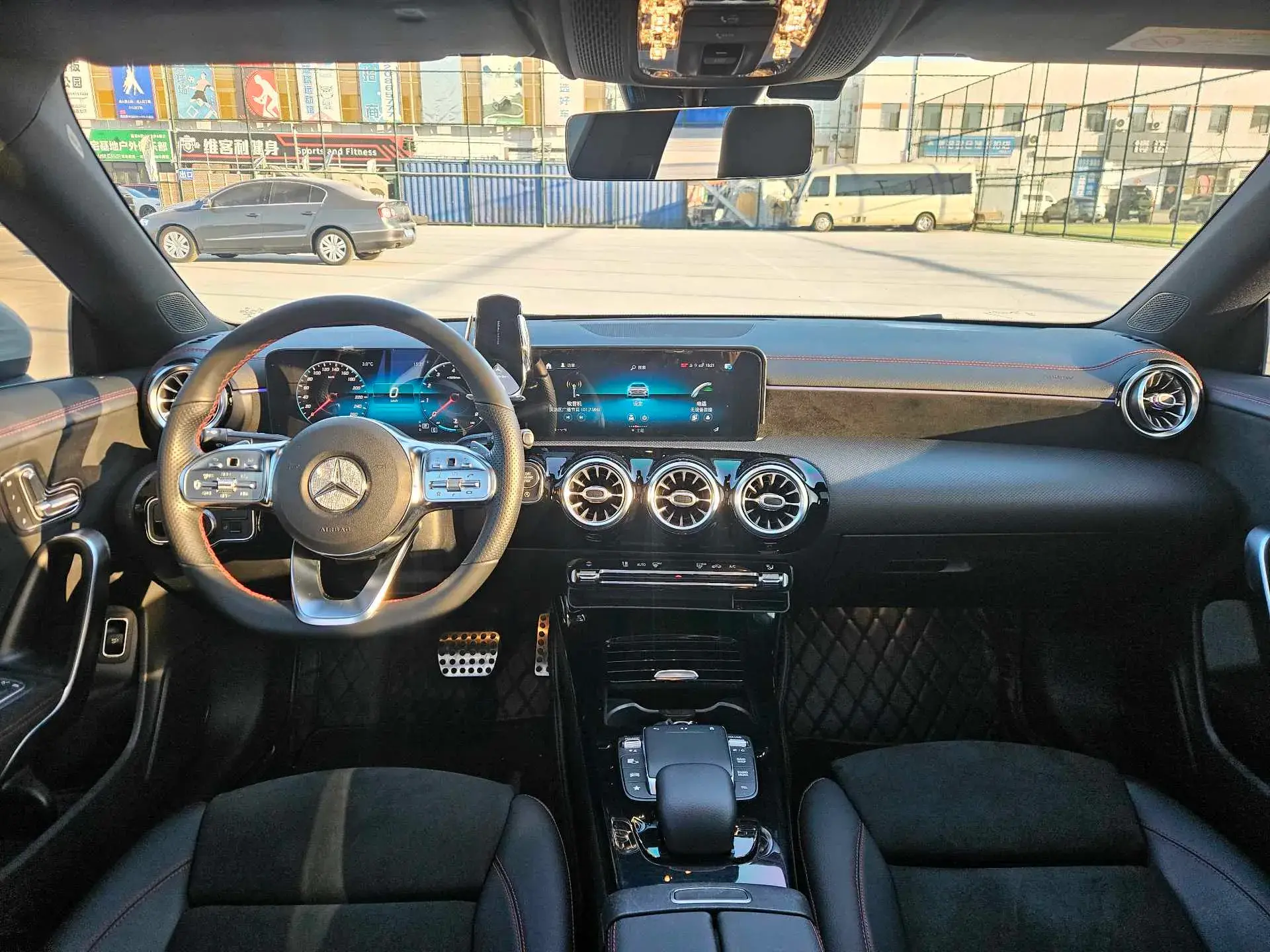 2020 MERCEDES-BENZ CLA thumbnail 4