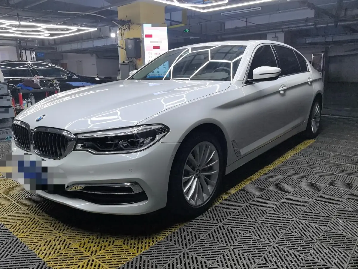 2020 BMW 5 Series 2.0T 252HP L4 8AT