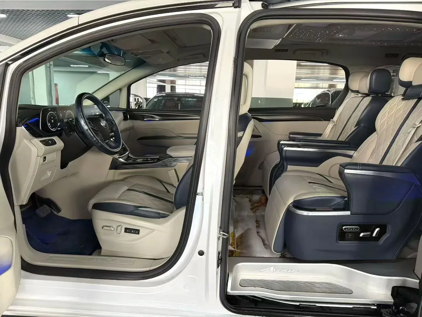 2021 BUICK GL8 thumbnail 2