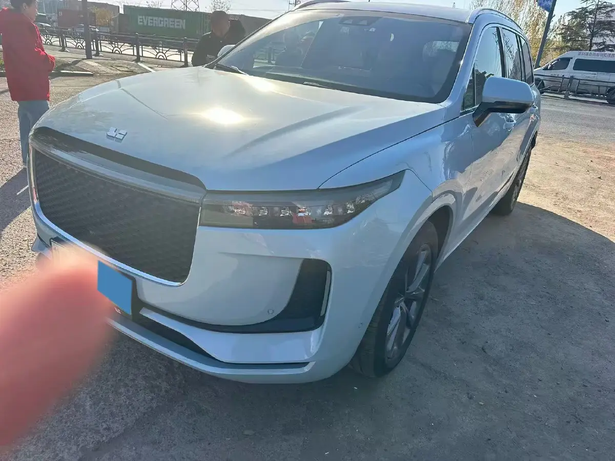 2020 Li ONE Range Extended 131HP REEV 40.5KWH