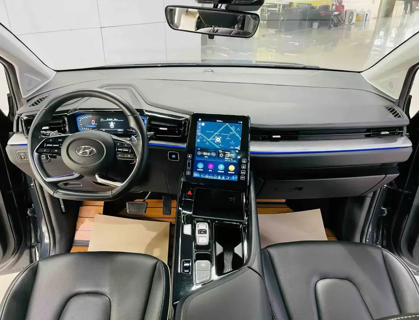 2021 HYUNDAI CUSTO thumbnail 2