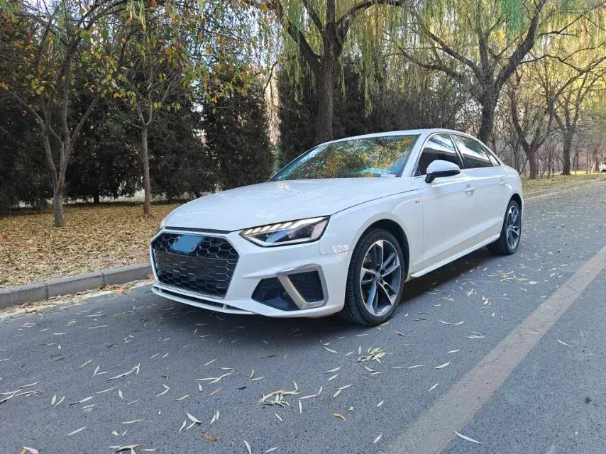 2020 AUDI A4L view 1
