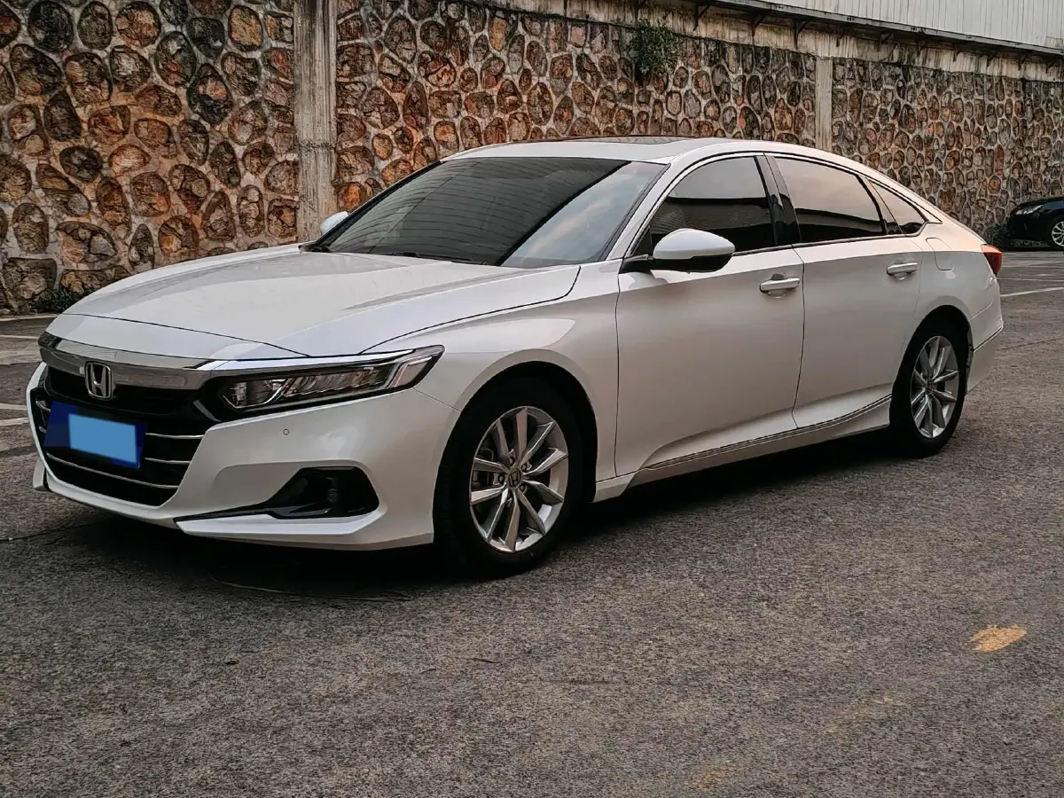 2022 Honda Accord 1.5T 194HP L4 CVT
