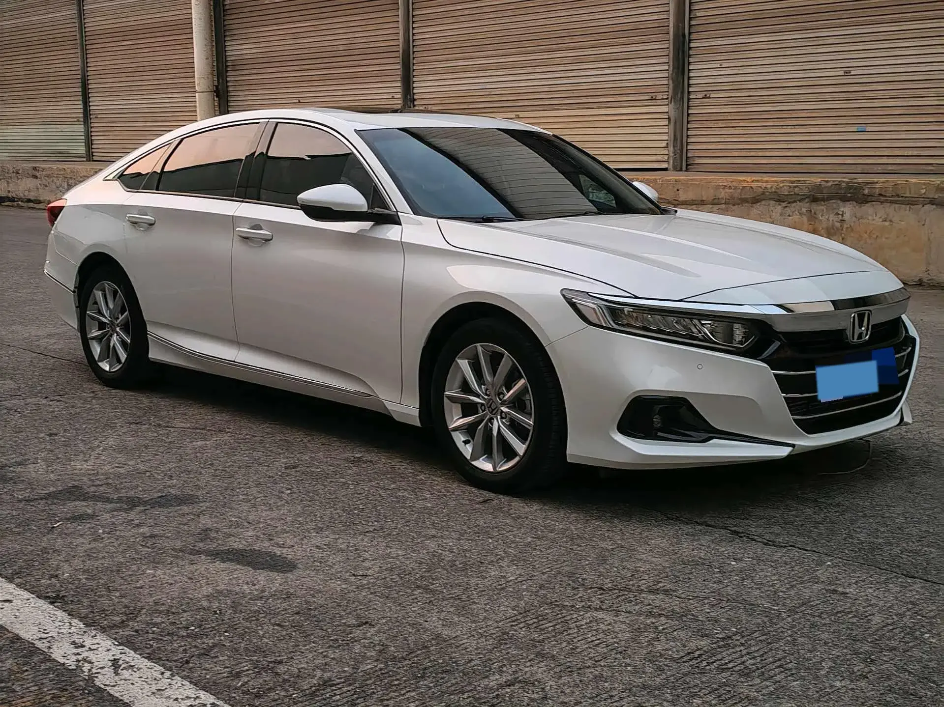 2022 HONDA ACCORD thumbnail 2