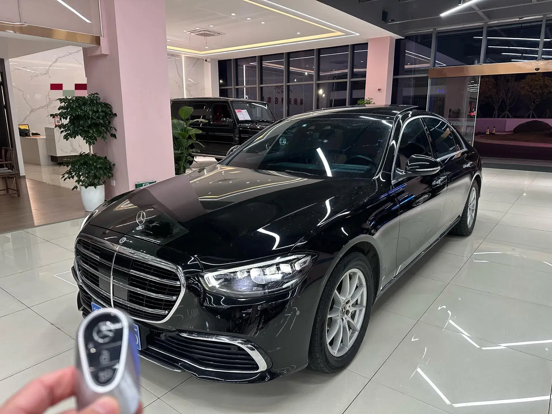 2021 MERCEDES-BENZ S view 1