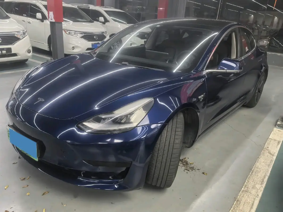 2020 Tesla Model 3 BEV 52KWH
