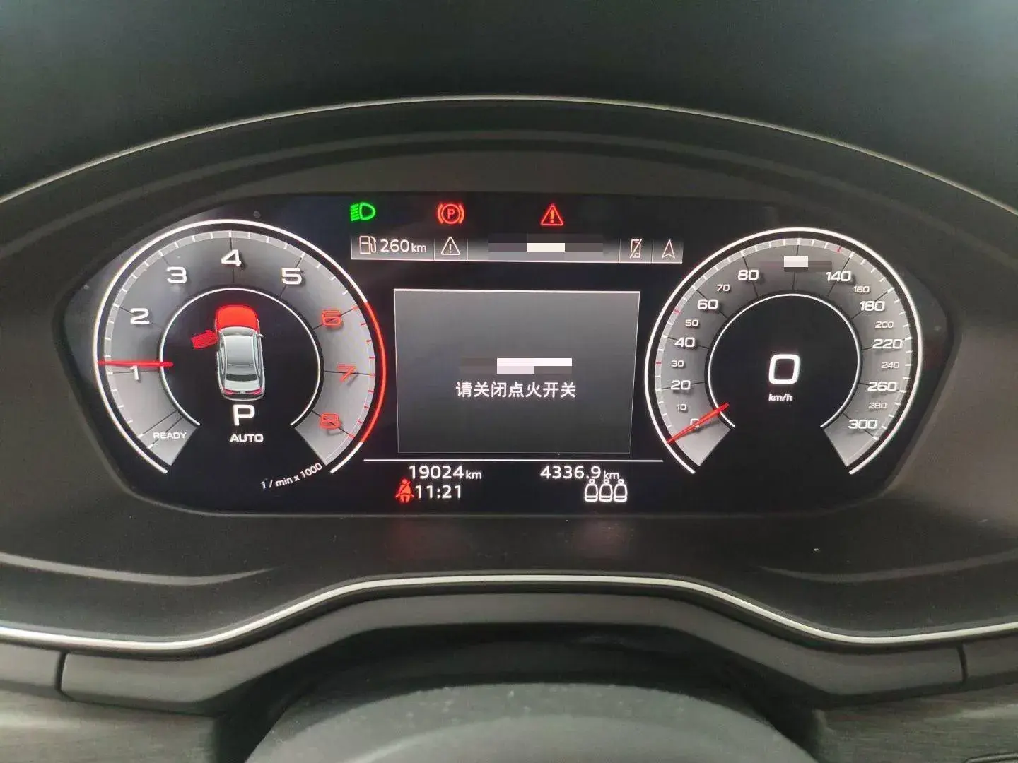 2023 AUDI A4L thumbnail 3