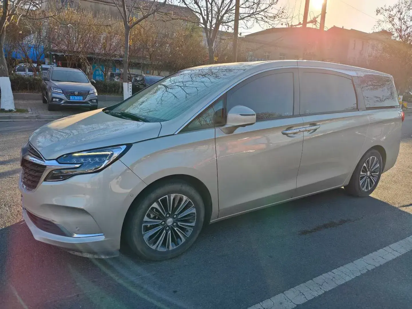 2022 BUICK GL8 thumbnail 4