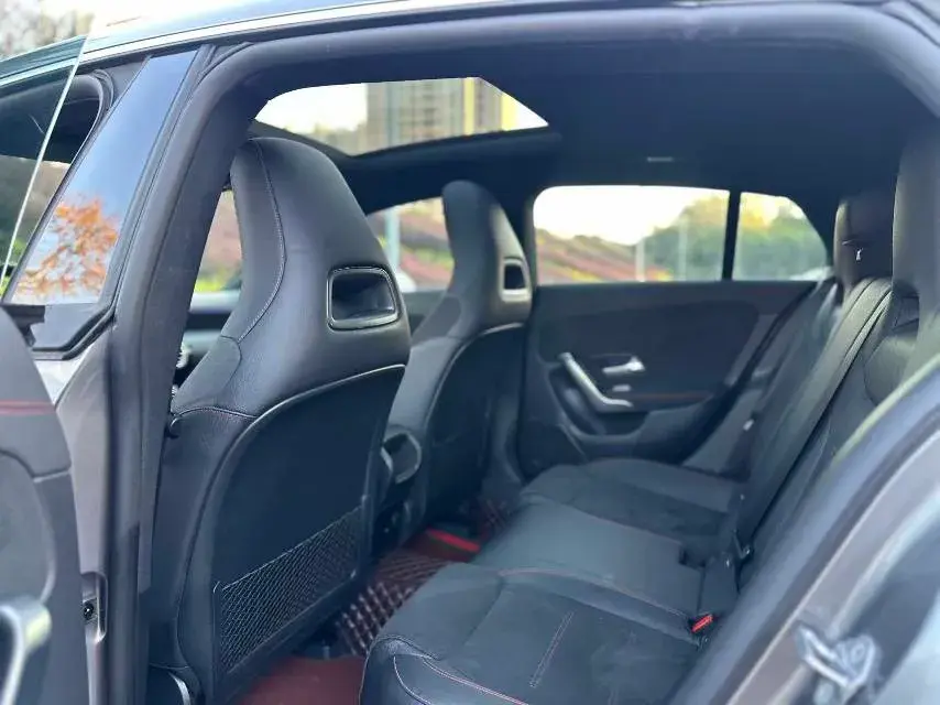 2021 MERCEDES-BENZ CLA thumbnail 4