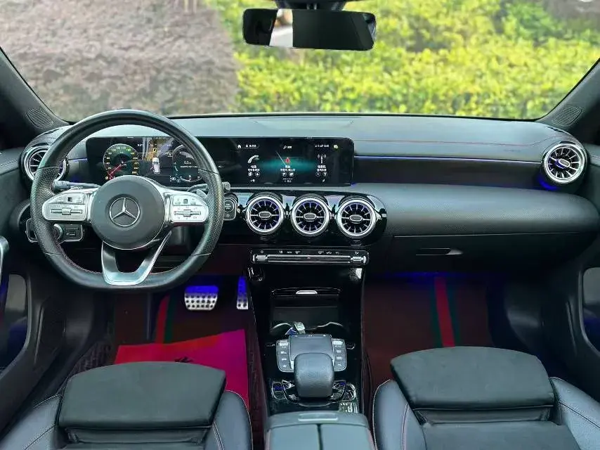 2021 MERCEDES-BENZ CLA thumbnail 3