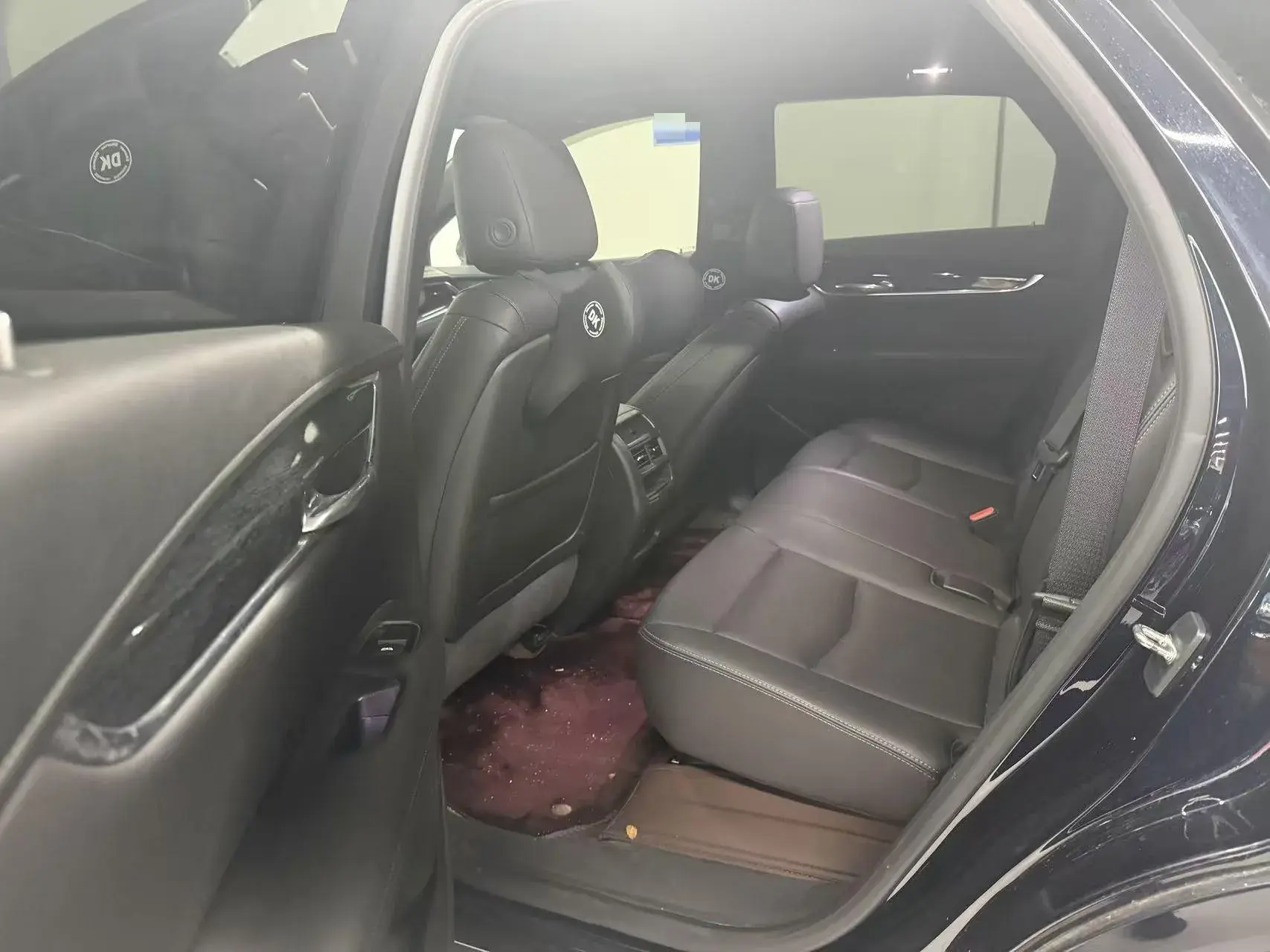 2022 CADILLAC XT5 thumbnail 4