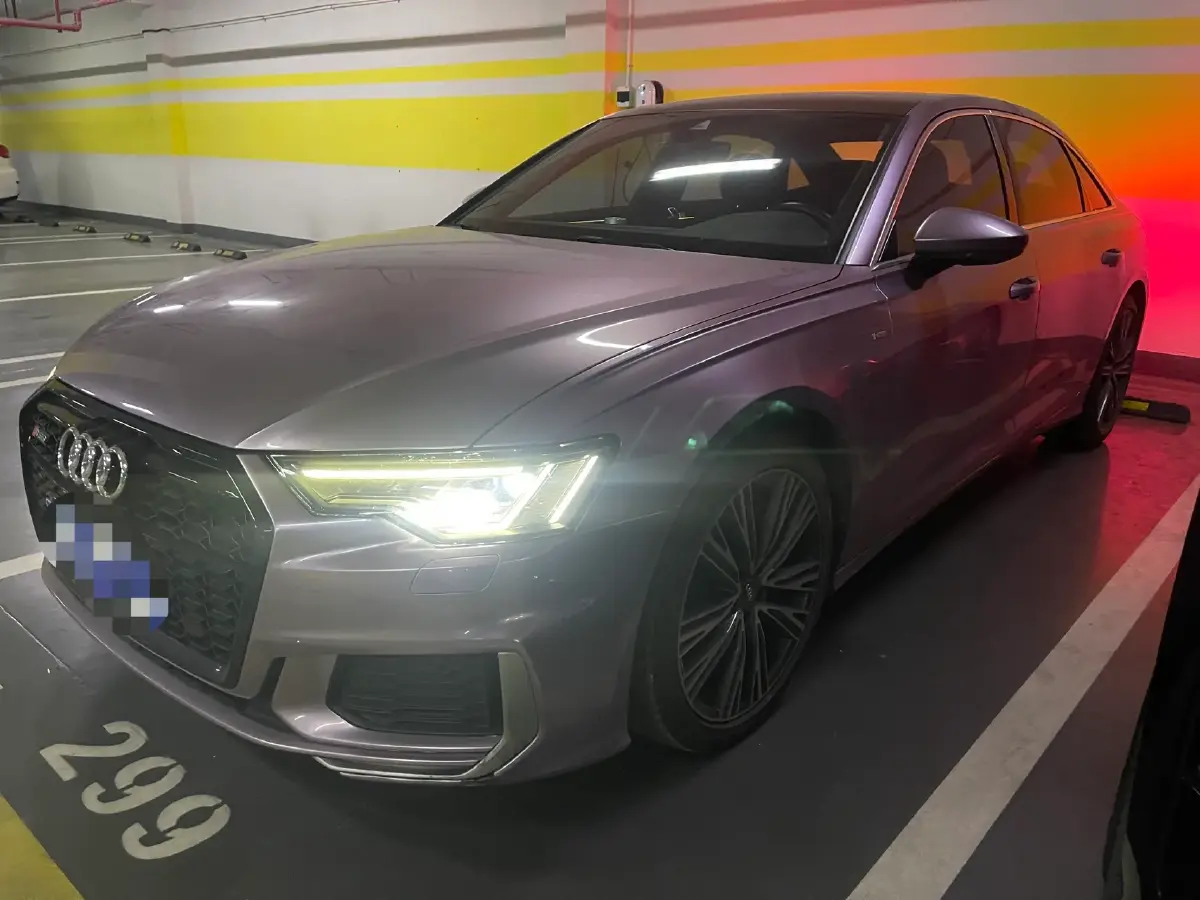 2021 Audi A6L 2.0T 190HP L4 7DCT