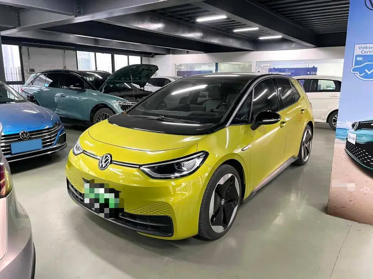 2022 VOLKSWAGEN ID.3 view 1