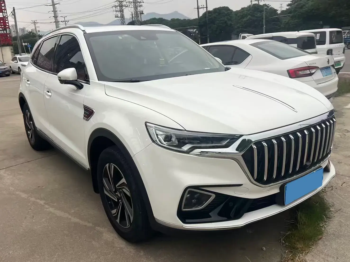 2022 HONGQI HS5 thumbnail 2