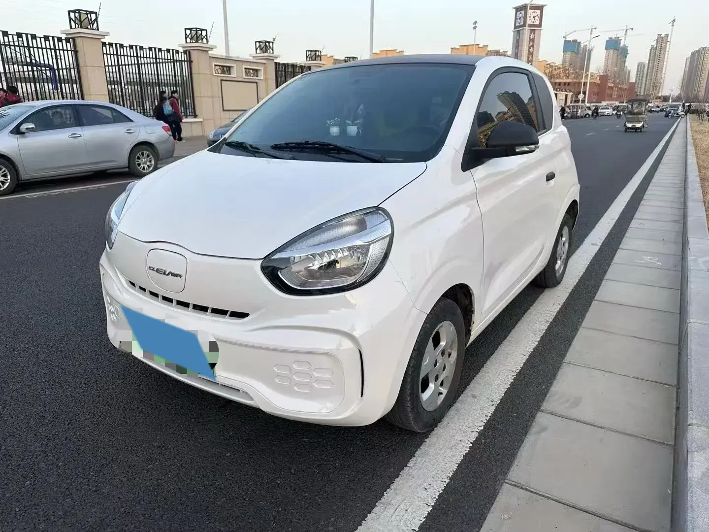 2021 ROEWE CLEVER view 1