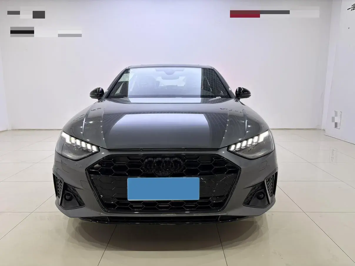 2025 AUDI A4L thumbnail 2