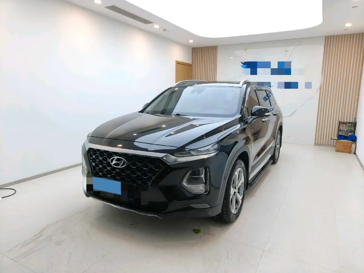 2019 Hyundai Santafe 2.0T 230HP L4 8AT