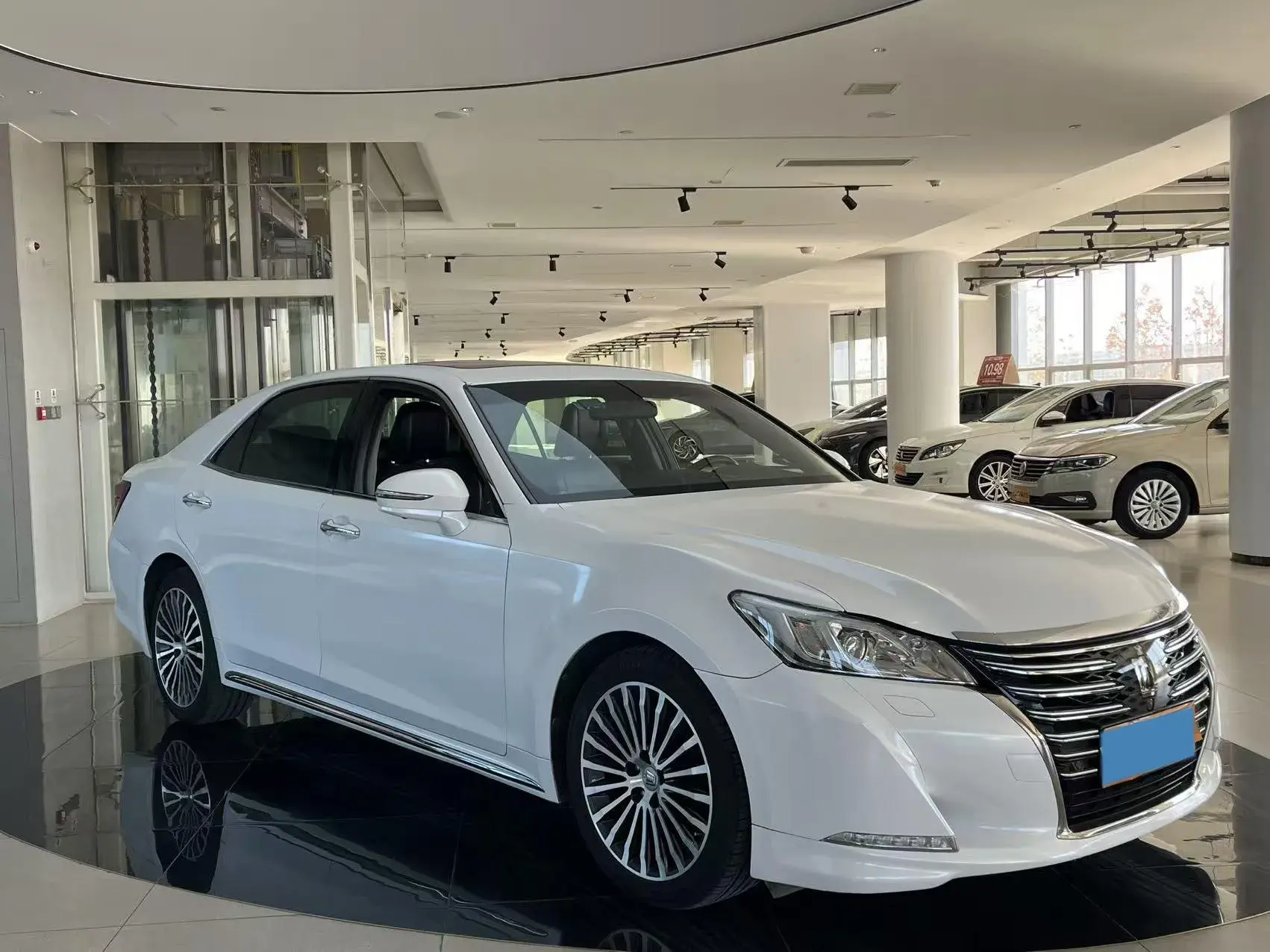 2018 TOYOTA HIGHLANDER thumbnail 2