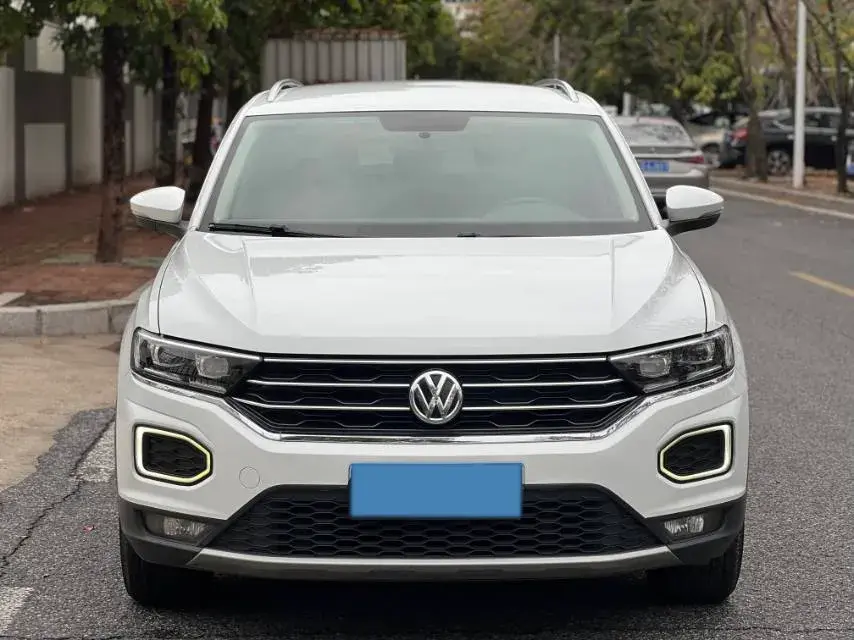 2018 MITSUBISHI ECLIPSE thumbnail 2