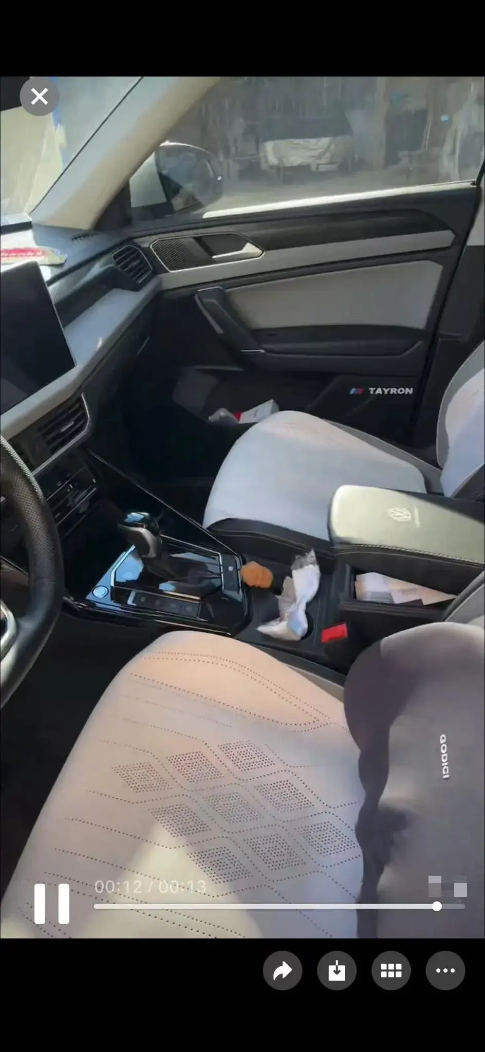 2023 VOLKSWAGEN TAYRON thumbnail 2