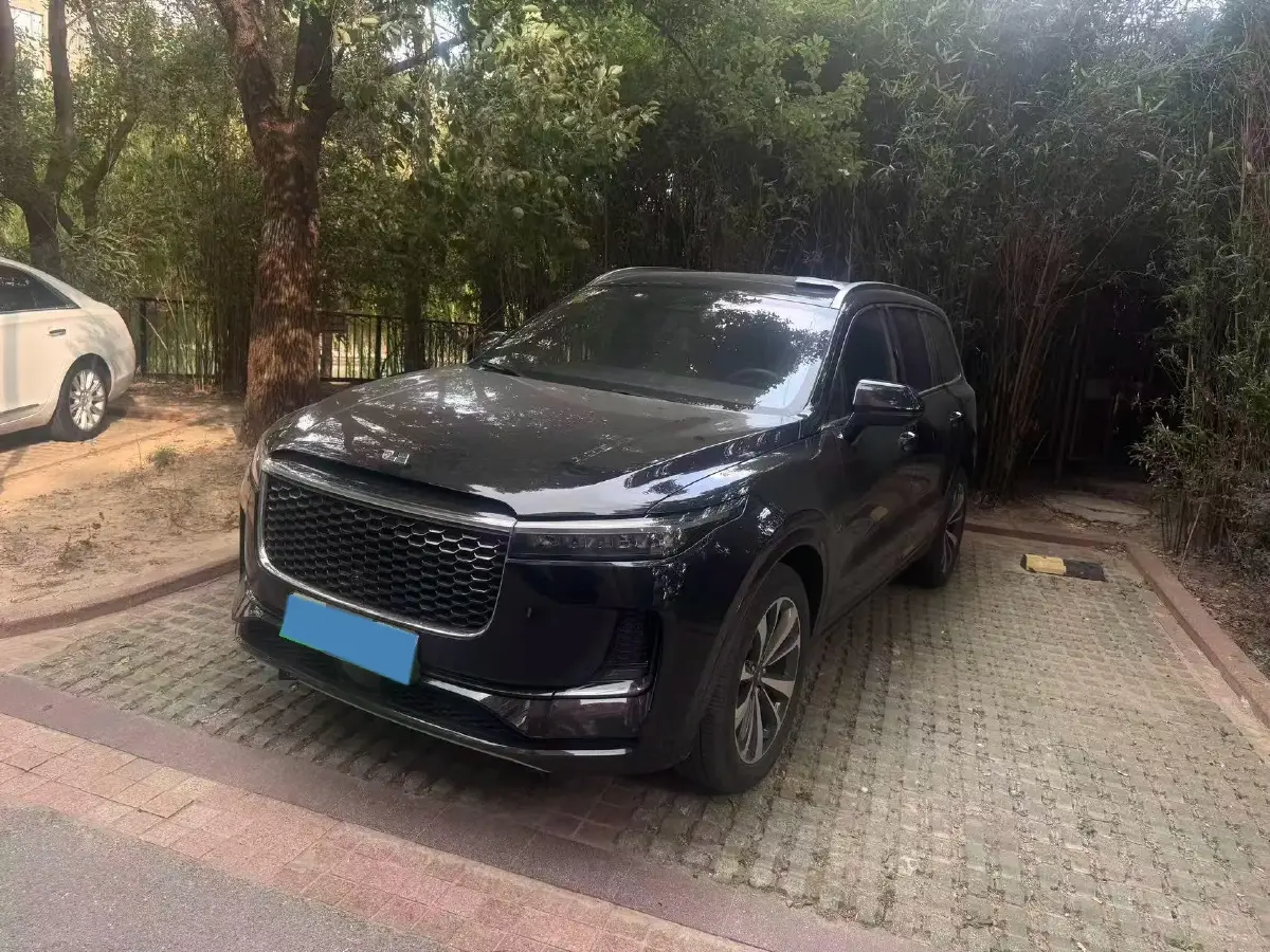 2021 Li ONE Range Extended 131HP REEV 40.5KWH