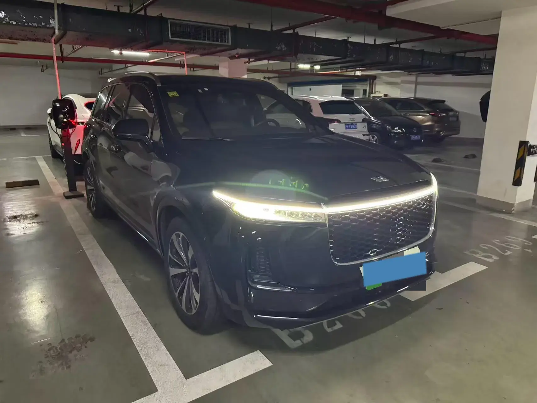 2021 LI ONE thumbnail 2