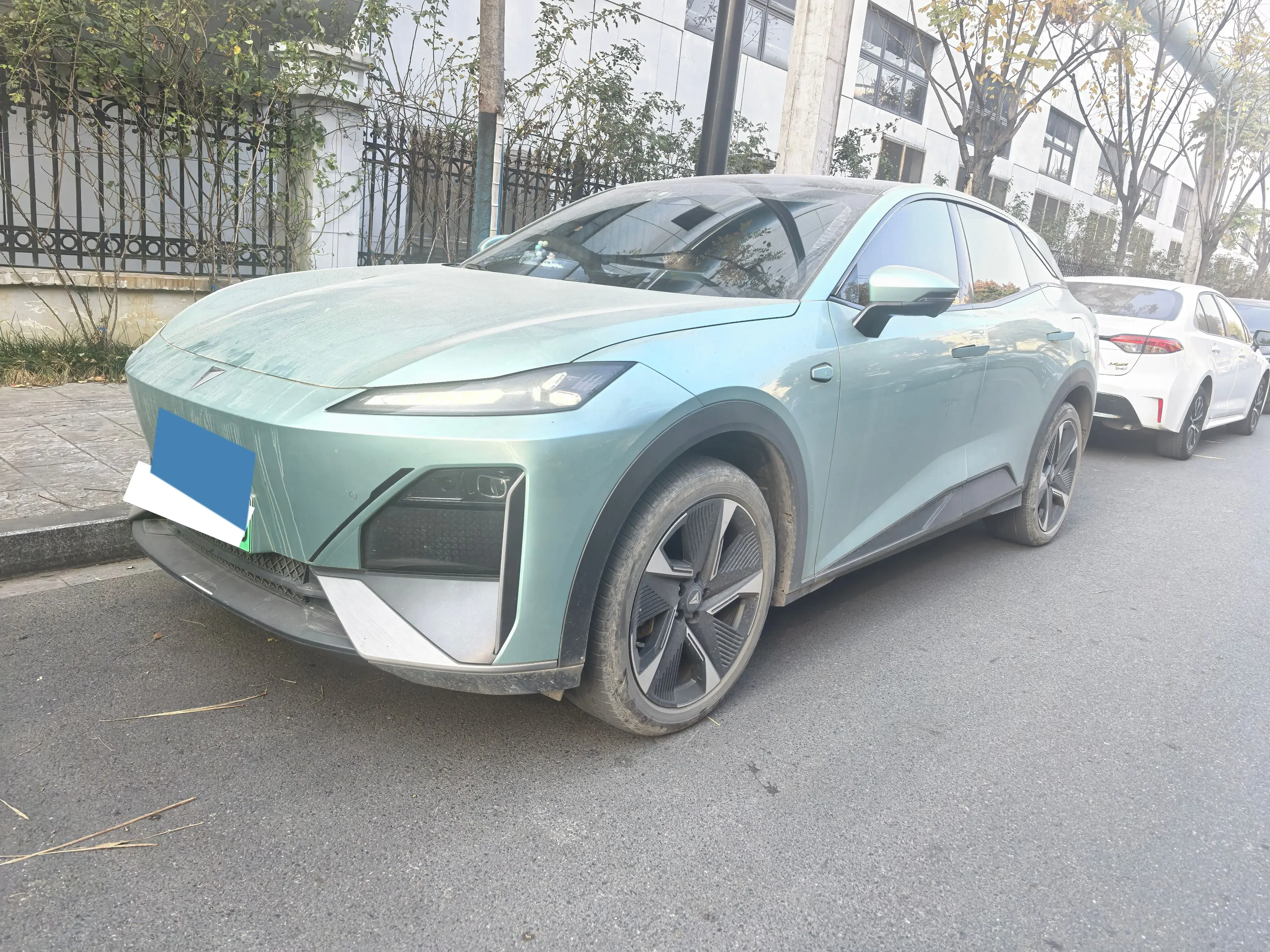 2023 DEEPAL S07 view 1