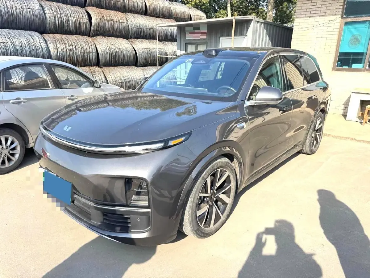 2023 Li L8 Range Extended 154HP REEV 40.9KWH