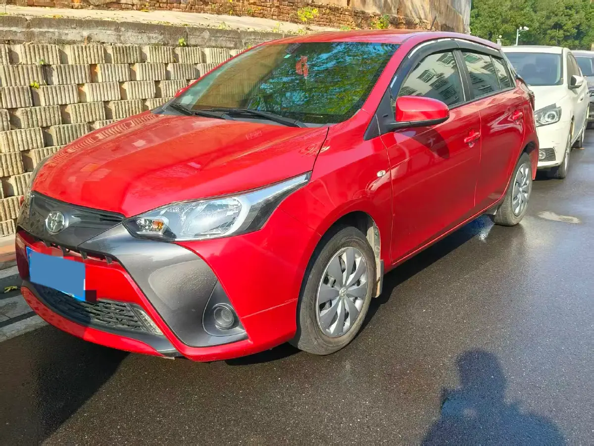 2022 Toyota Yaris L 1.5L 112HP L4 CVT