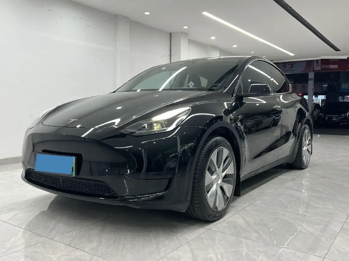 2022 Tesla Model Y BEV 60KWH