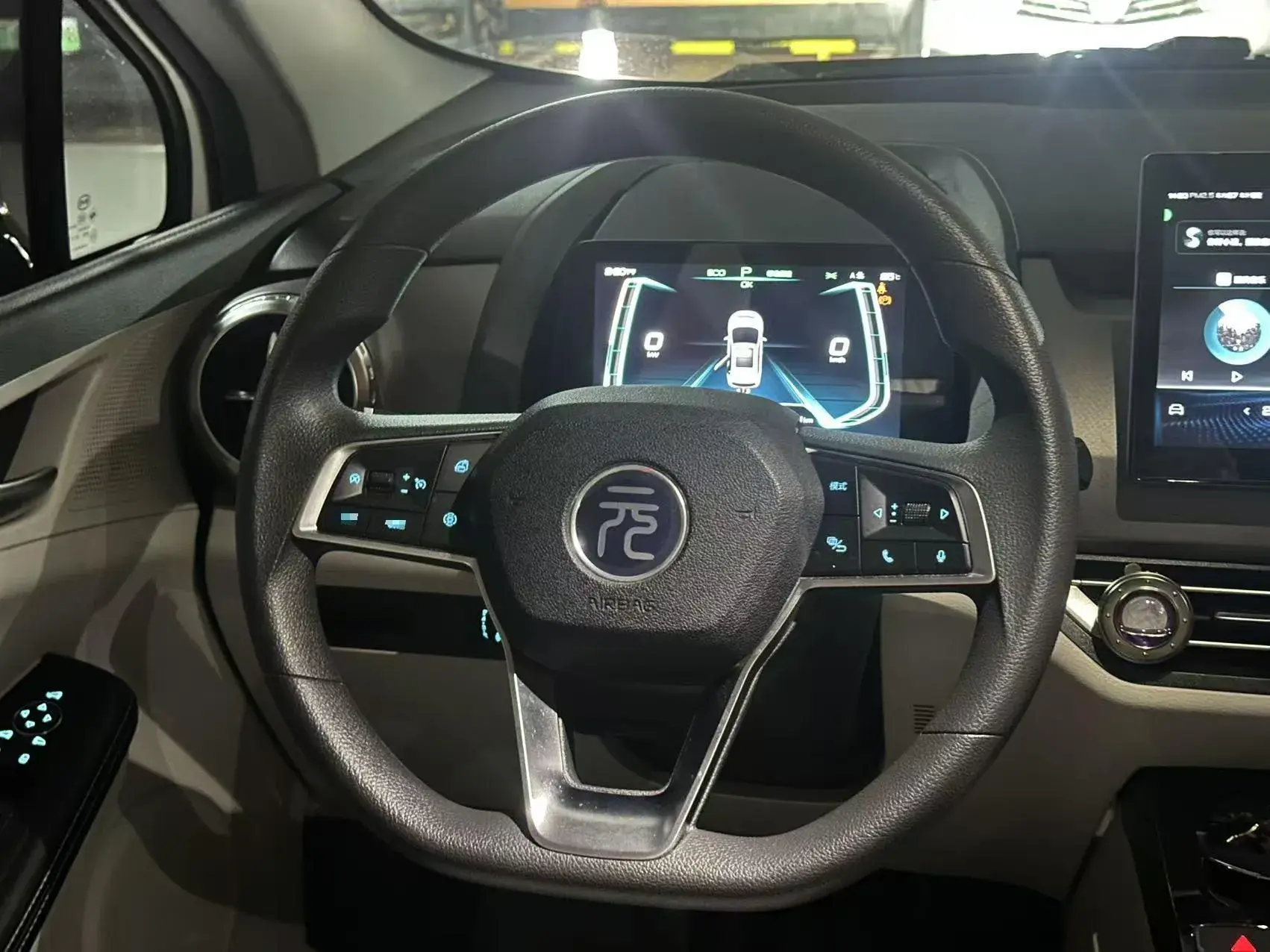 2021 BYD SONG thumbnail 4