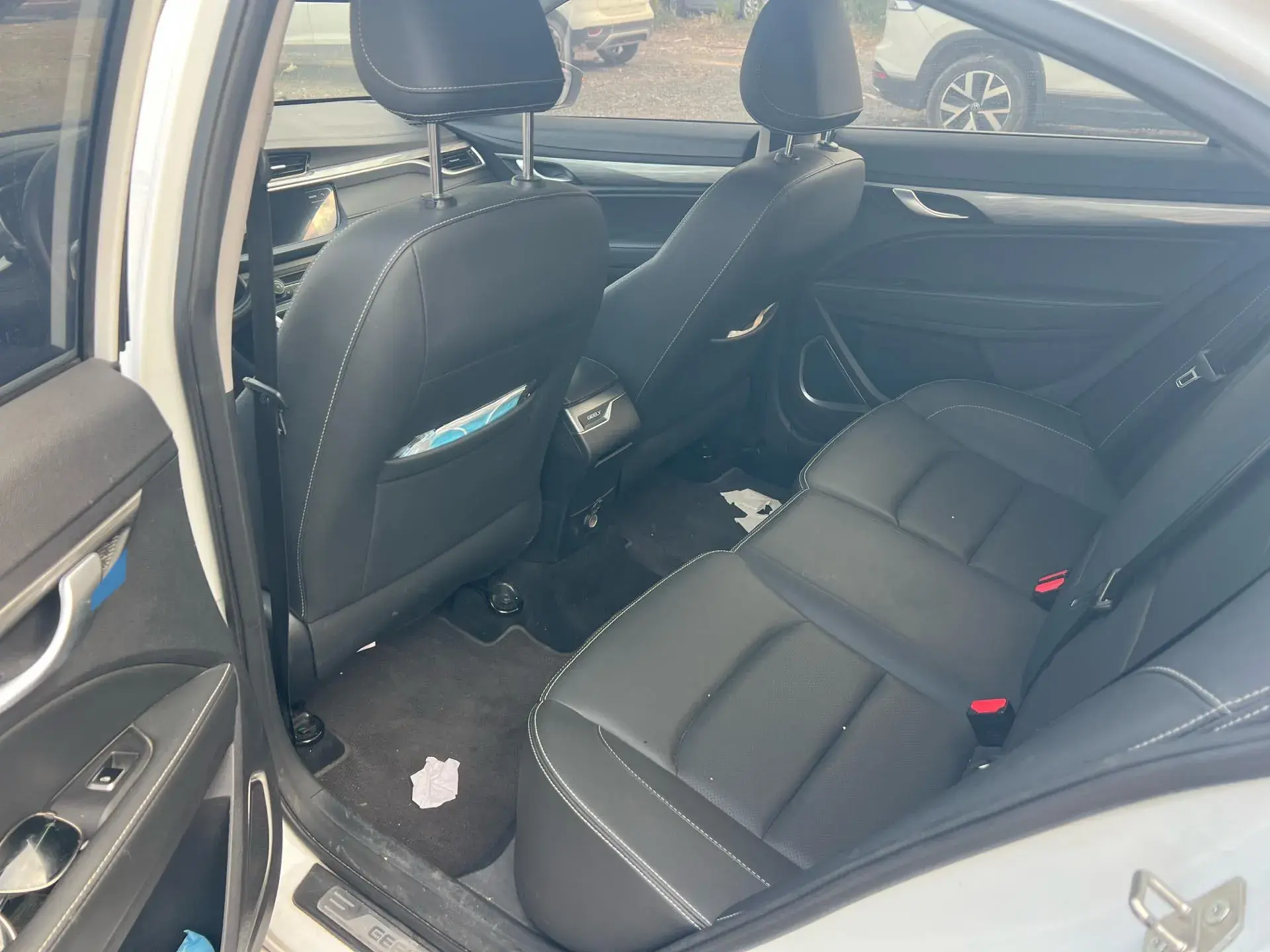 2019 GEELY EMGRAND thumbnail 3