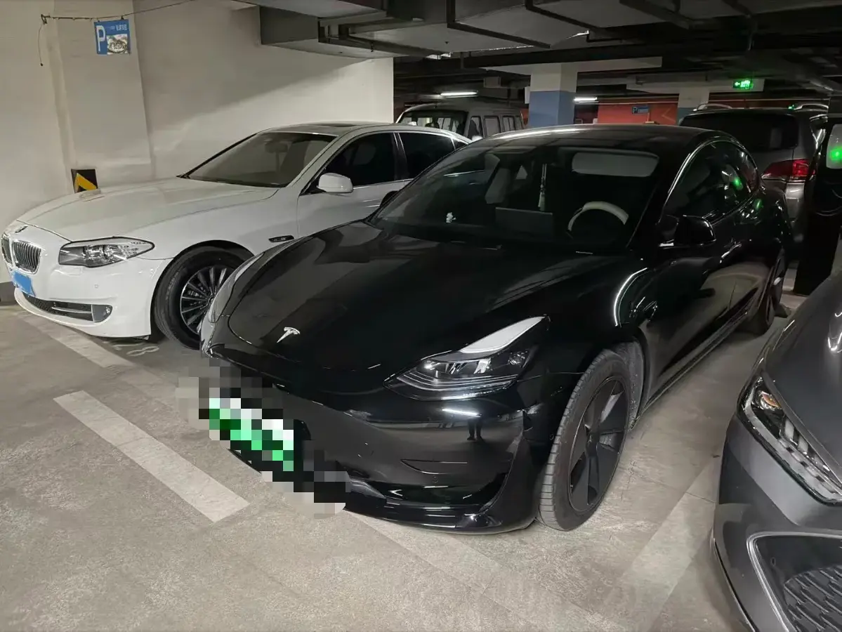 2022 Tesla Model 3 BEV 60KWH