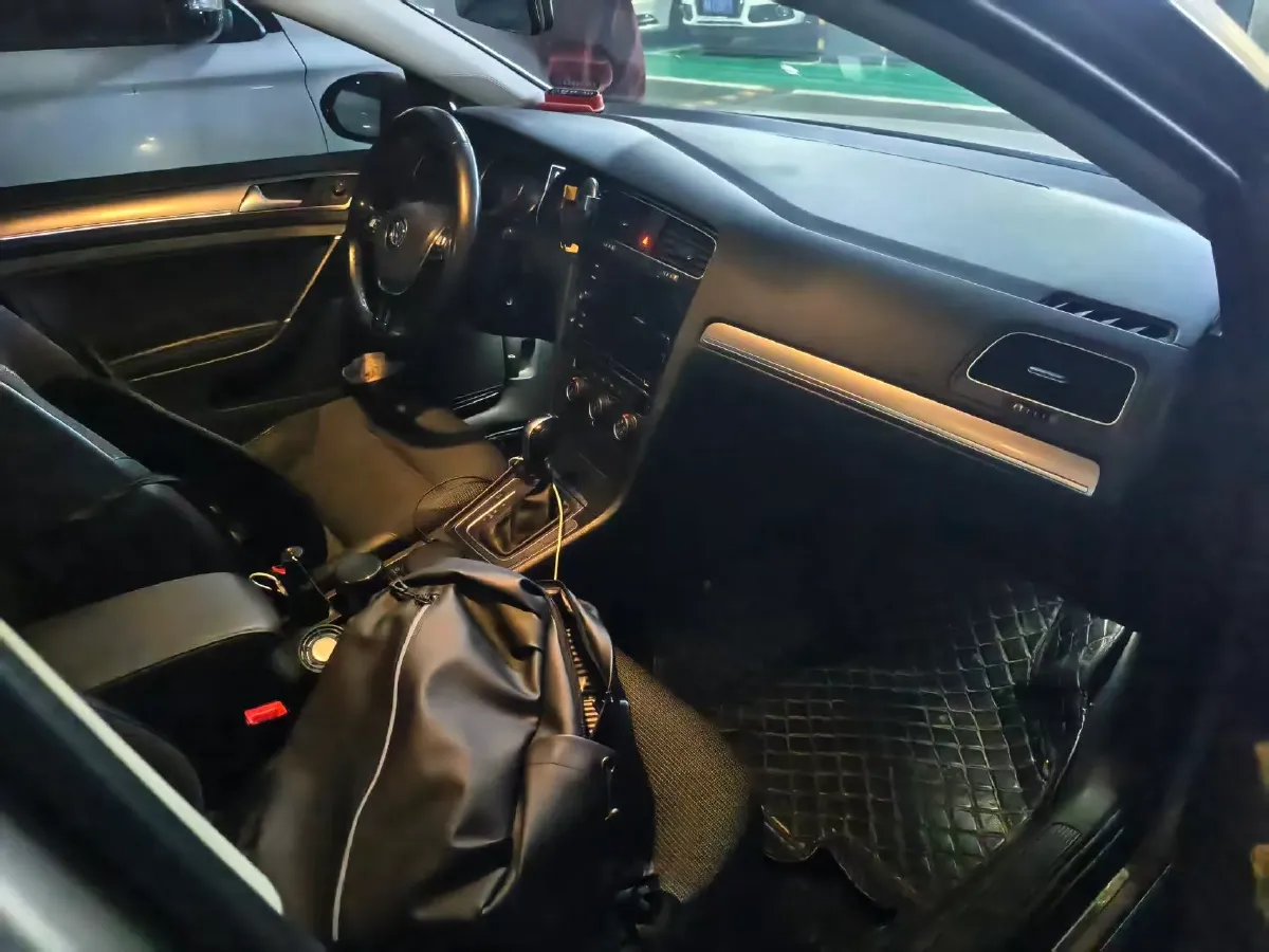 2019 Brilliance Auto V7 1.8T 231HP L4 7DCT,autocango,china used car exporter,china ev exporter,chinese used car exporter,chinese used ev exporter