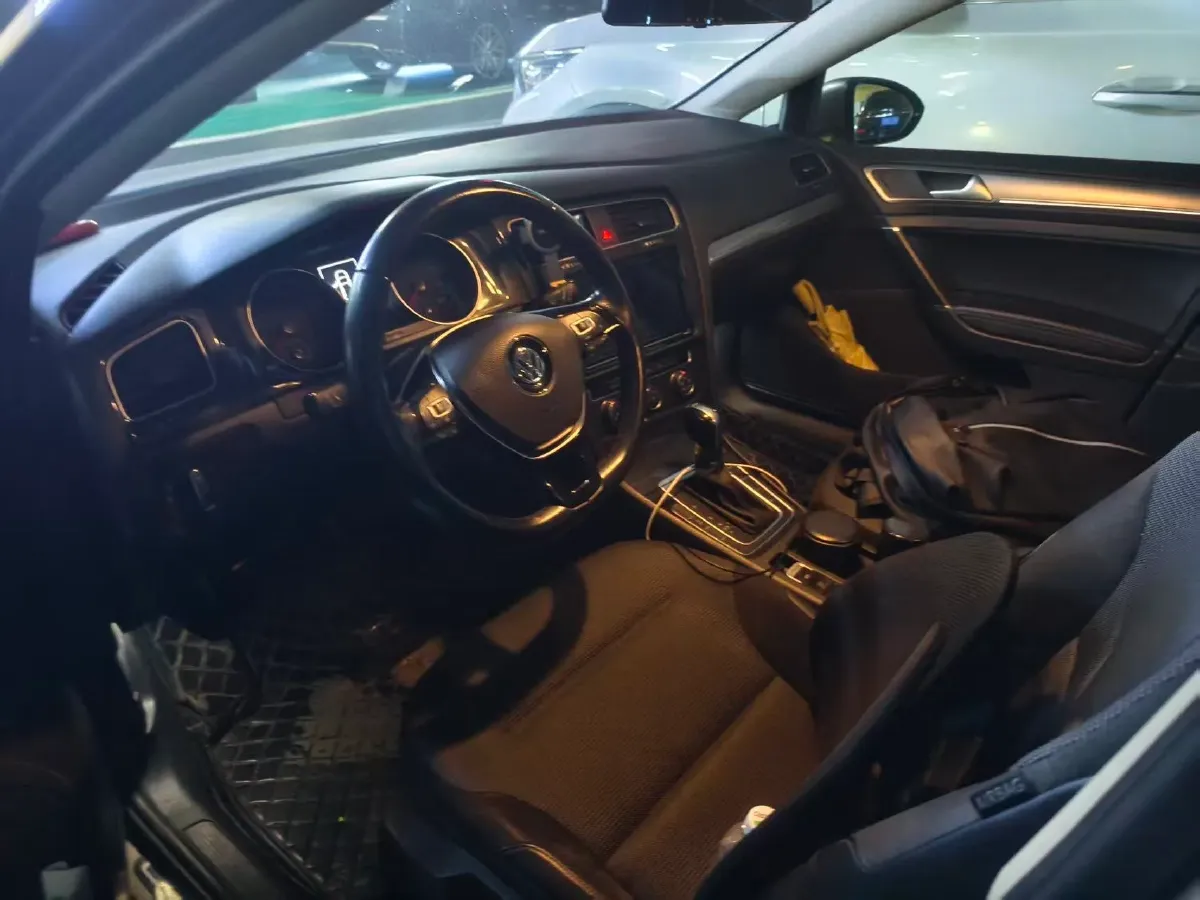 2019 Brilliance Auto V7 1.8T 231HP L4 7DCT,autocango,china used car exporter,china ev exporter,chinese used car exporter,chinese used ev exporter