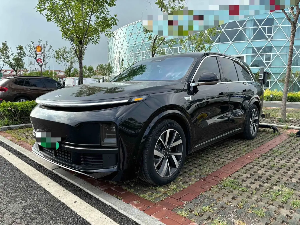 2023 Li L8 Range Extended 154HP REEV 40.9KWH