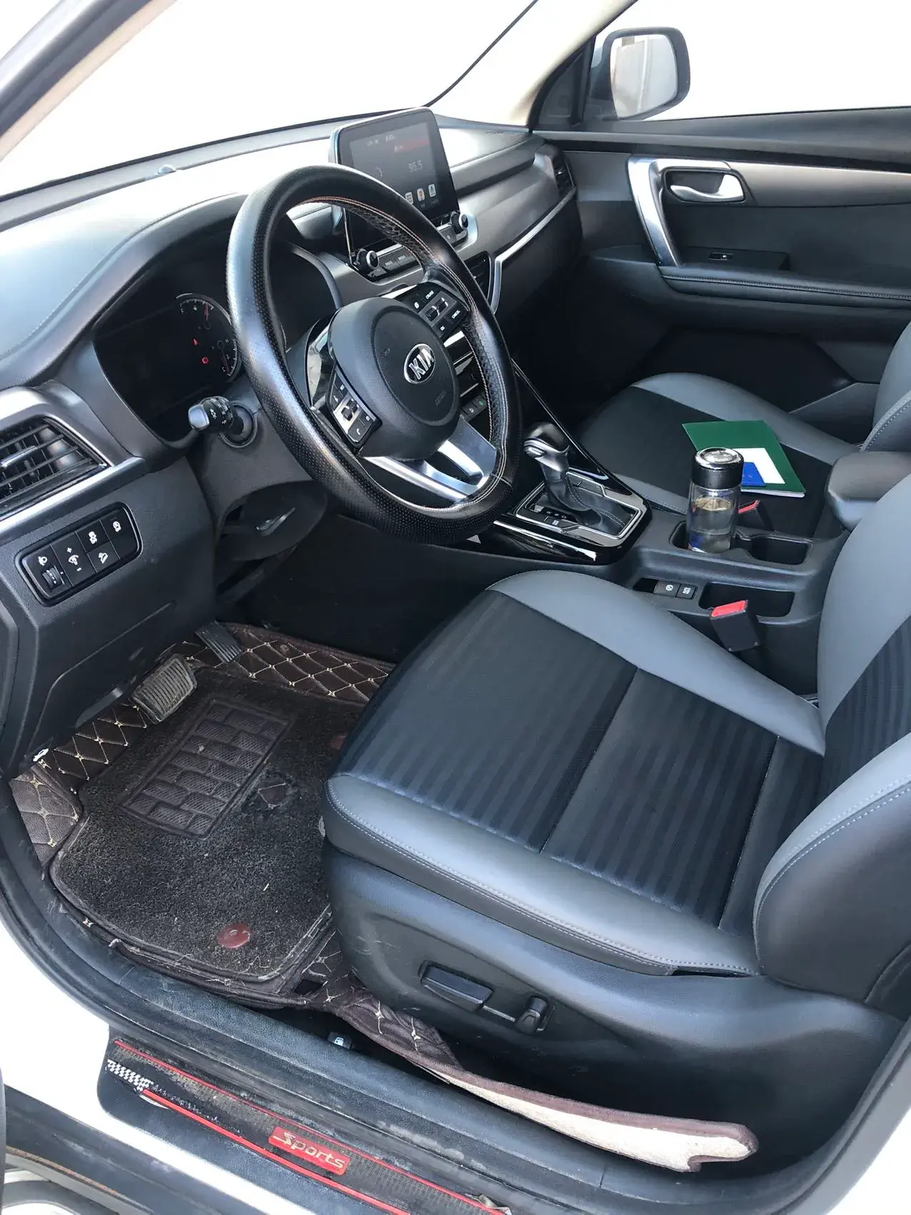 2019 KIA SPORTAGE thumbnail 4